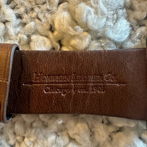 Nomad Modern Apple Watch Strap - 44mm/42mm - series 1,2,3,4,5,6 & SE - Picture 9 of 11